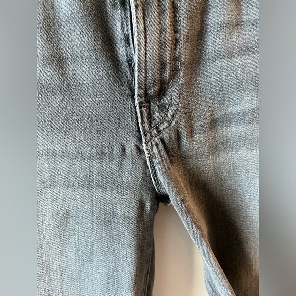 MOTHER The Insider Crop Fray In “To the Moon and Back” Gray Jeans Size 25 - Picture 12 of 16